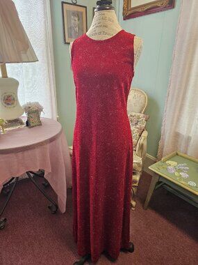 ​Ronni Nicole Vintage Red Metallic Sparkle Maxi Dress Petite 10P Sleeveless